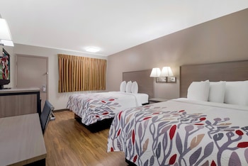 Deluxe Room, 2 Queen Beds, Accessible (Smoke Free)