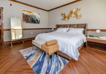 Suite (Bridal, with Private Porch)