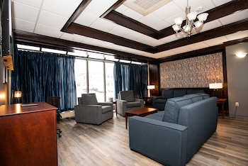 Suite, 1 King Bed, Non Smoking, Kitchenette