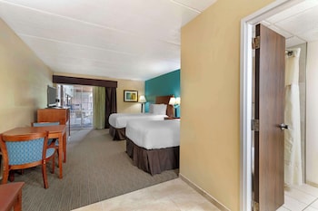 Standard Room, 2 Double Beds, Balcony, Pool View