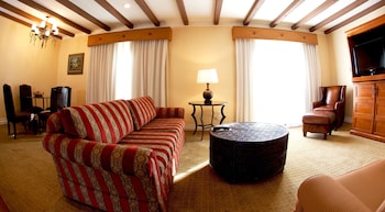 Executive Suite, 1 Bedroom, Balcony, River View