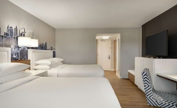 Deluxe Room, 2 Queen Beds