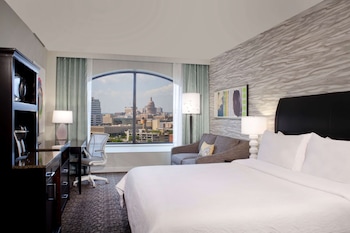 Deluxe Room, 1 King Bed, Allergy Friendly (Pure)