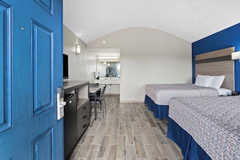 Standard Room, 2 Queen Beds, Ocean View