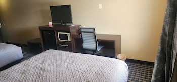 Deluxe Room, 2 Queen Beds, Accessible, Non Smoking