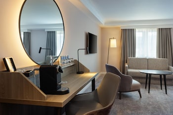 Superior Room, 1 King Bed with Sofa bed