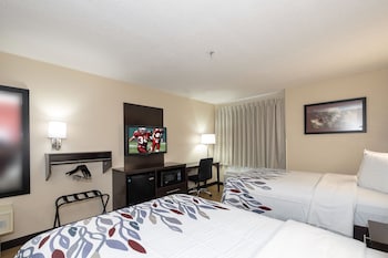 Deluxe Room, 2 Double Beds (Smoke Free)