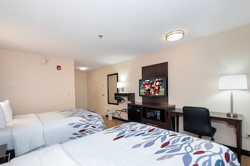 Deluxe Room, 2 Double Beds, Accessible (Smoke Free)
