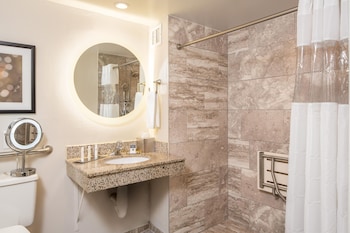 Room, 2 Queen Beds, Accessible (Mobility and Hearing)