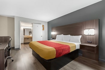Room, 1 King Bed, Accessible, Smoking