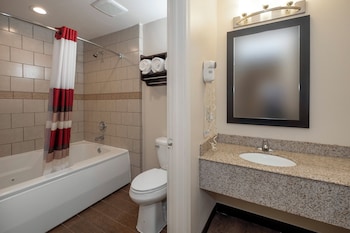 Suite, 2 Queen Beds, Non Smoking, Jetted Tub
