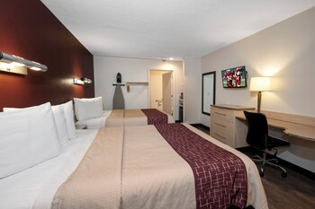 Deluxe Room, 2 Queen Beds, Non Smoking