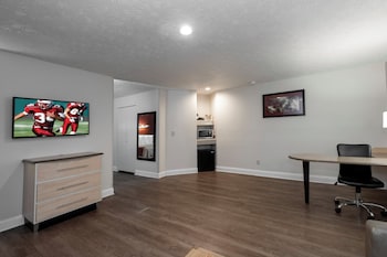 Superior Room, 1 King Bed, Non Smoking (2 Room)