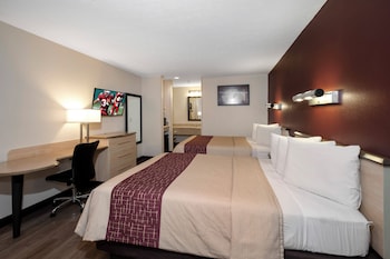 Deluxe Room, 2 Queen Beds, Non Smoking