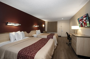Deluxe Room, 2 Queen Beds, Non Smoking