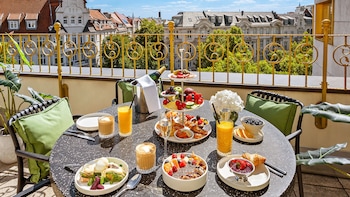 Terrace Suite
