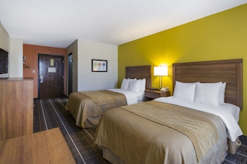 Room, 2 Queen Beds, Non Smoking