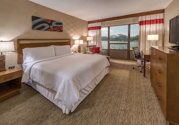 Room, 1 King Bed, Sea View