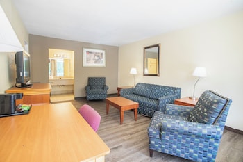 Family Suite, 1 King Bed with Sofa bed, Smoking