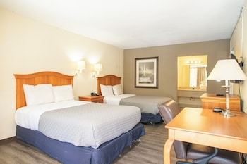 Family Room, Multiple Beds, Non Smoking