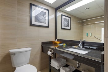 Standard Room, 2 Queen Beds, Non Smoking, Refrigerator & Microwave (Shower Only)