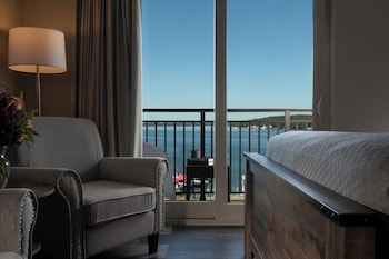 2 Queen Beds Lakeview - Balcony