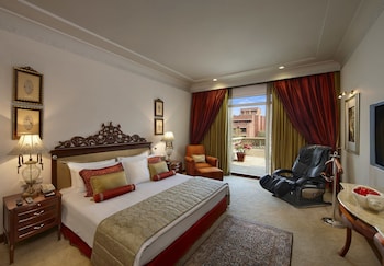 Rajputana Royale, Club lounge access, Double, Pool view