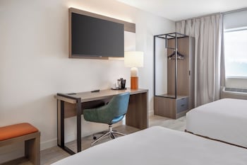 Standard Room, 2 Queen Beds, Non Smoking