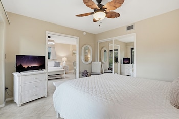 Signature Condo