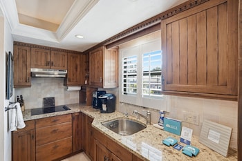 Signature Condo