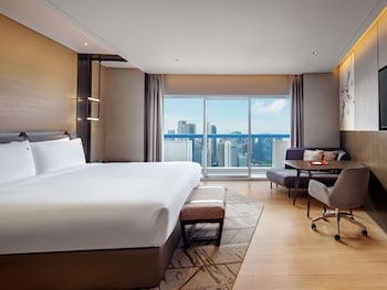 Executive Marina Bay, 1 King, L65 Lounge Access, High Floor, Balcony, Marina Bay View