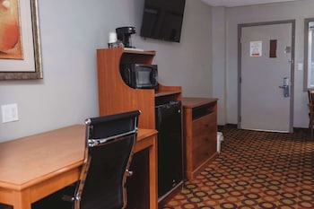Room, 2 Queen Beds, Non Smoking