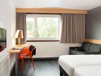 Double Room, 1 Double Bed with Sofa bed, Air conditioning (No Lift)