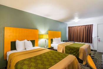 Standard Room, 2 Double Beds, Non Smoking
