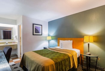 Standard Room, 1 King Bed, Non Smoking