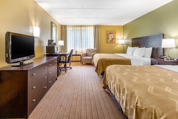 Standard Room, Multiple Beds, Non Smoking