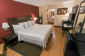 Superior Room, 1 King Bed, Accessible (Smoke Free)