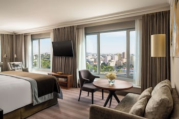 Junior Suite (Deluxe)
