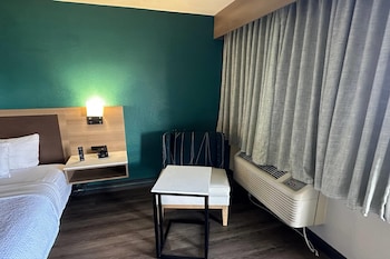 Room, 1 King Bed, Accessible, Non Smoking
