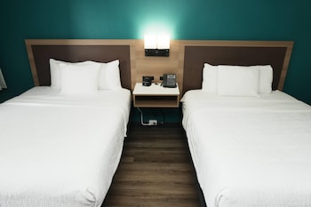 Room, 2 Double Beds, Non Smoking