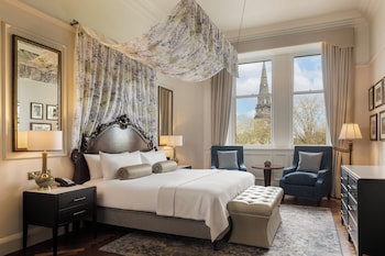 Suite, 1 King Bed (Sir Walter Scott)