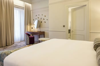 Junior Suite, 1 King Bed