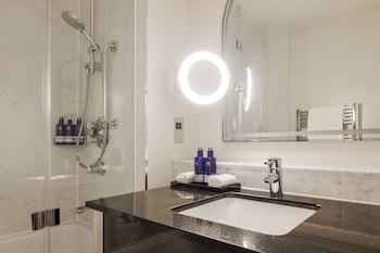 Premier Room, 1 Queen Bed