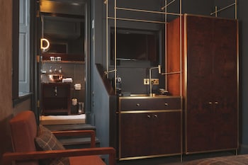 Room, 1 Queen Bed (Carriage)