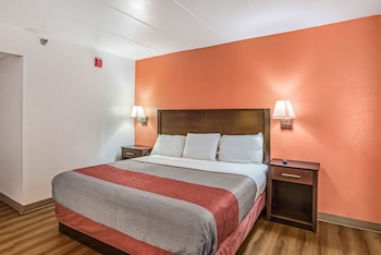 Superior Room, 1 King Bed, Non Smoking, Hot Tub