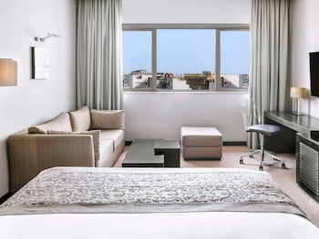 Deluxe Room, 1 King Bed