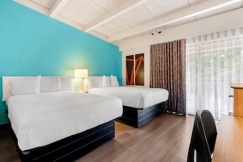 Room, 2 Double Beds, Non Smoking (Pet-Friendly)