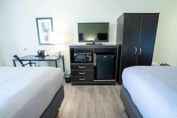 Standard Room, 2 Queen Beds, Non Smoking