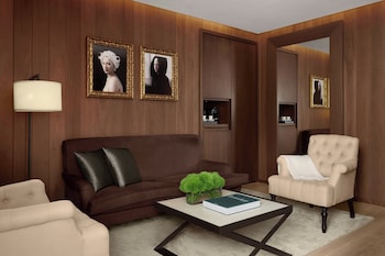 Premier Room, 1 King Bed, Terrace