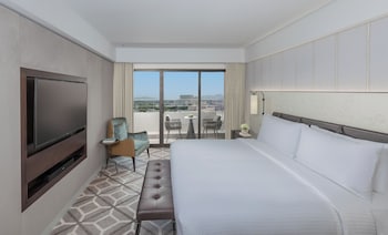 Presidential Suite, 1 Twin Bed